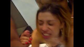 ���ാര്യ നൽകുന്ന ഒരു pro-business, and your husband is watching