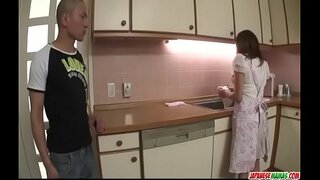 Hikaru Wakabayashi प्रयोग उनको ठूलो स्तन संग खेल्न कुखुरा