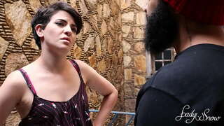 Comunistinha ಹೊಂದಿದೆ ಮತ Boulos ಮತ್ತು ಇದು ತಿರುಗಿ ಒಂದು ಕೊಂಬು