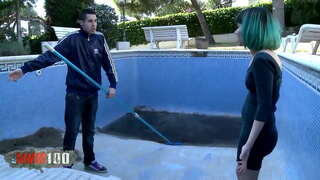 ���ೇ ಗೆಳೆಯರು ಹದಿಹರೆಯದ ಸುಂದರಿ ಹಸಿರು ಕೂದಲು ಆಳವಾಗಿ ಬಾಯಿಯಿಂದ ಜುಂಬು ತುಣ್ಣೆ ನೆಕ್ಕಿ